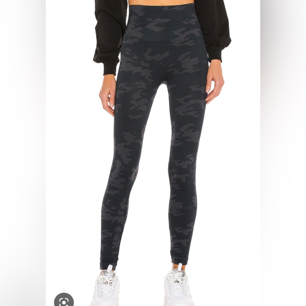 Spanx camo seamless leggings